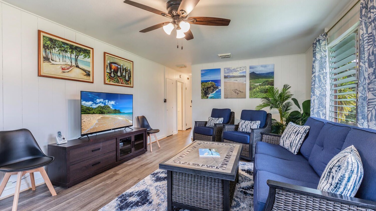Photo of Livingroom in Hanalei