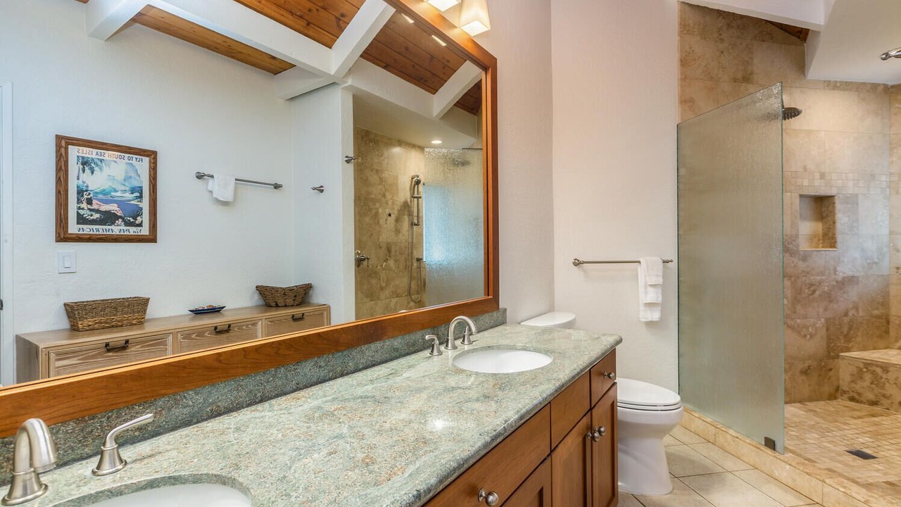 Photo of Bathroom in Princeville