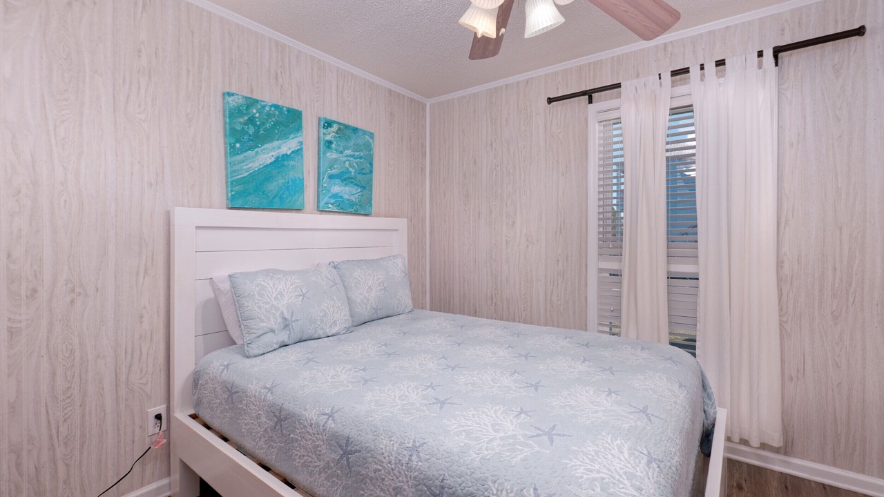 Photo of Bedroom in Gulf Shores