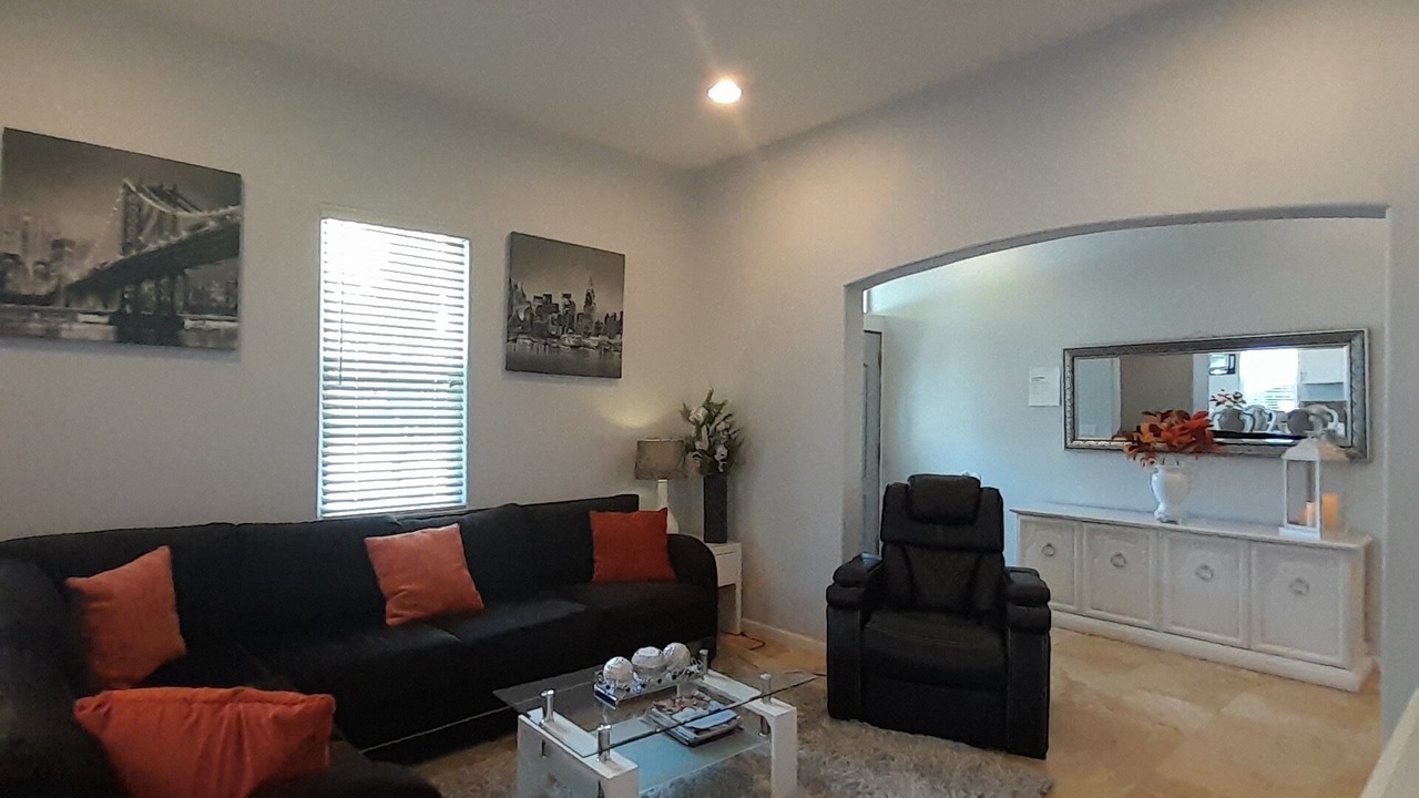 Photo of Livingroom in Hermosa Village