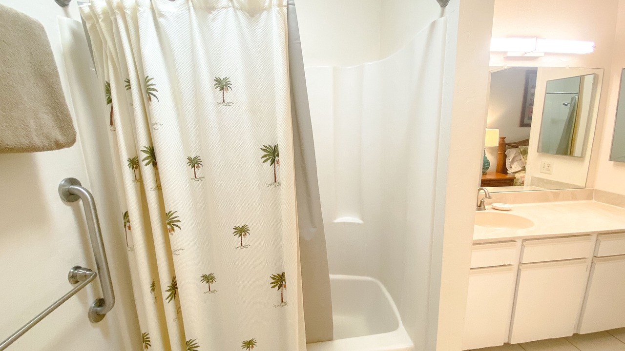 Photo of Bathroom in Kihei