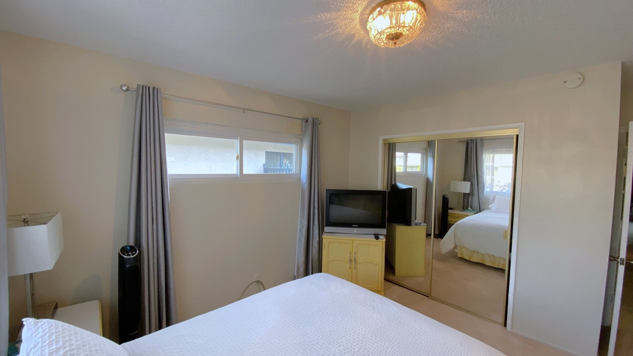 Photo of Bedroom in Ladera Heights