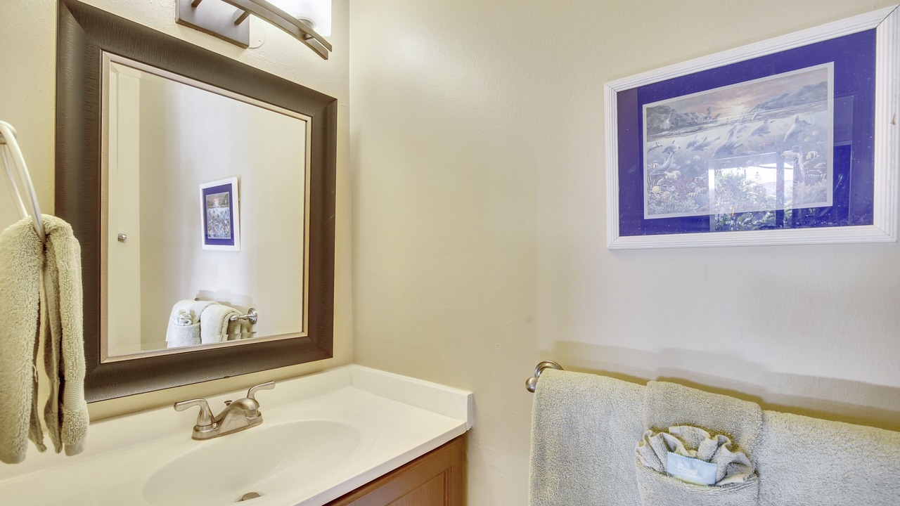 Photo of Bathroom in Kahuku