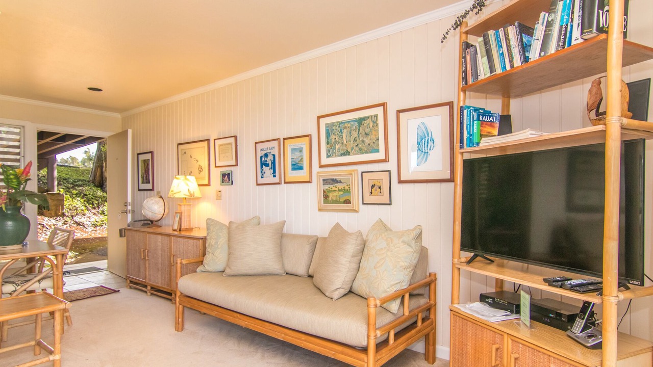 Photo of Livingroom in Princeville