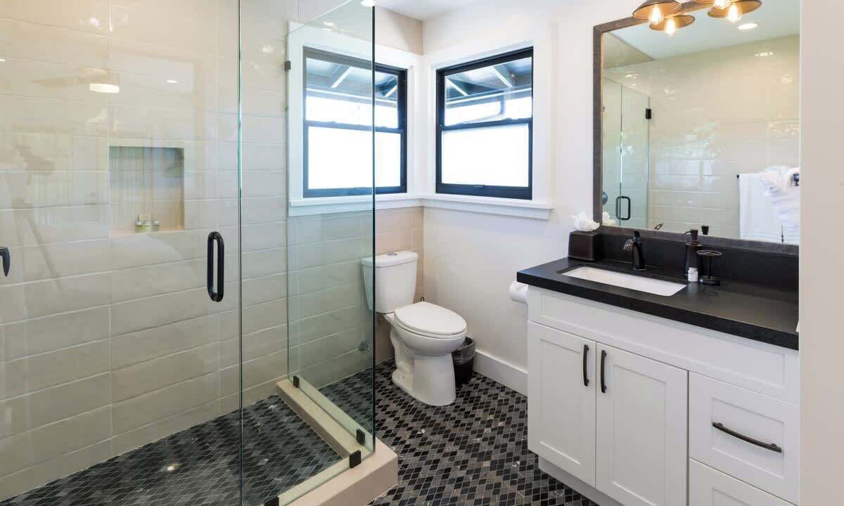 Photo of Bathroom in Kihei