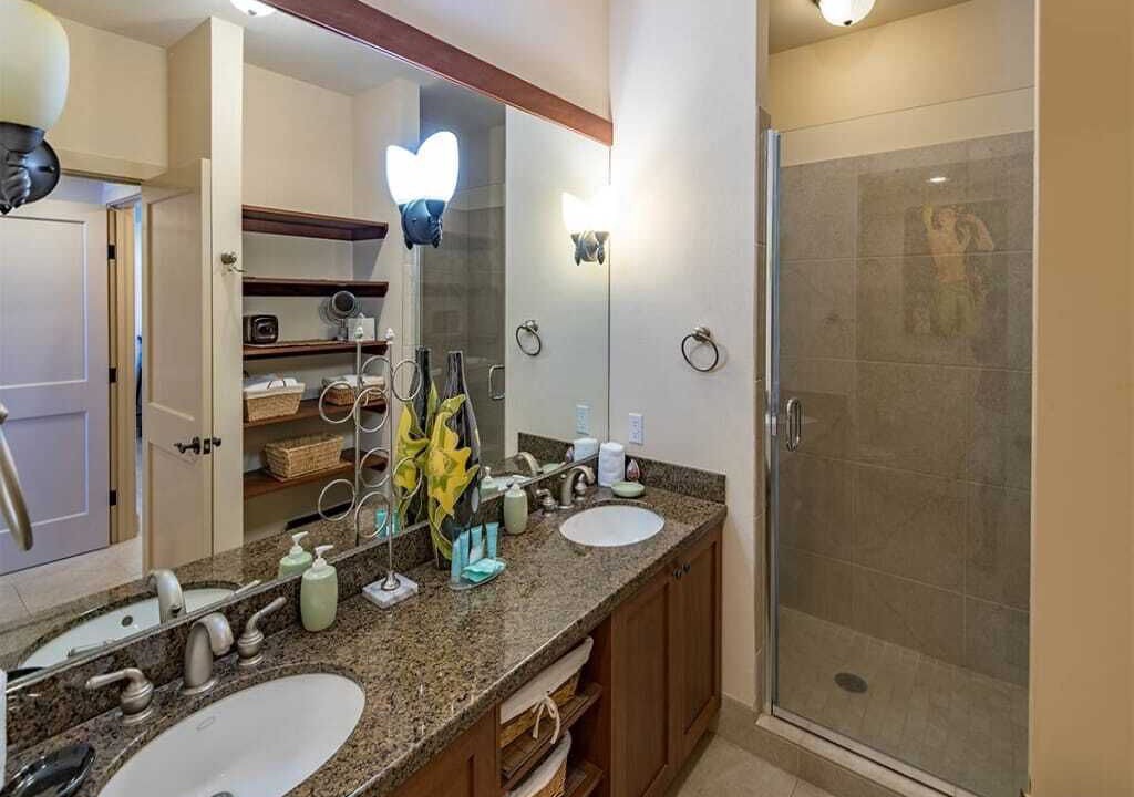 Photo of Bathroom in Waikoloa