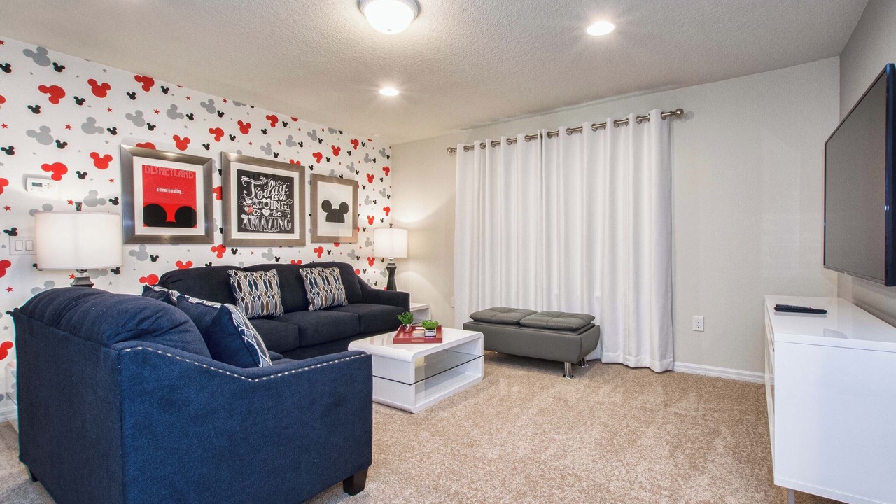 Photo of Livingroom in Four Corners