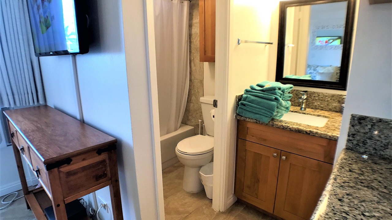 Photo of Bathroom in Waikiki