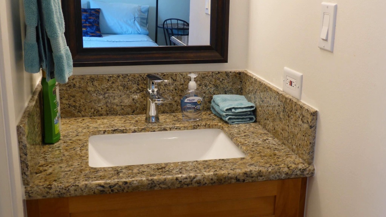 Photo of Bathroom in Waikiki