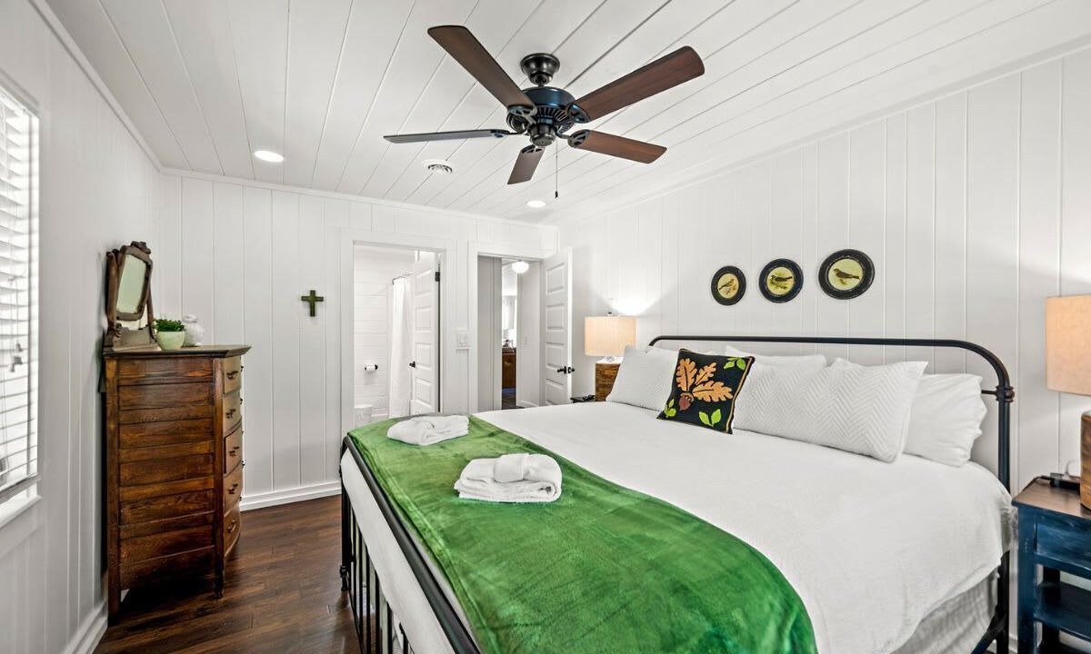 Photo of Bedroom in Chalet Village