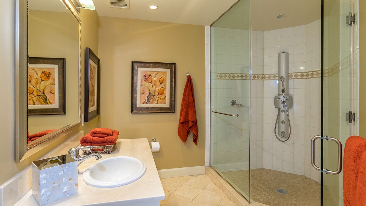 Photo of Bathroom in Wailea