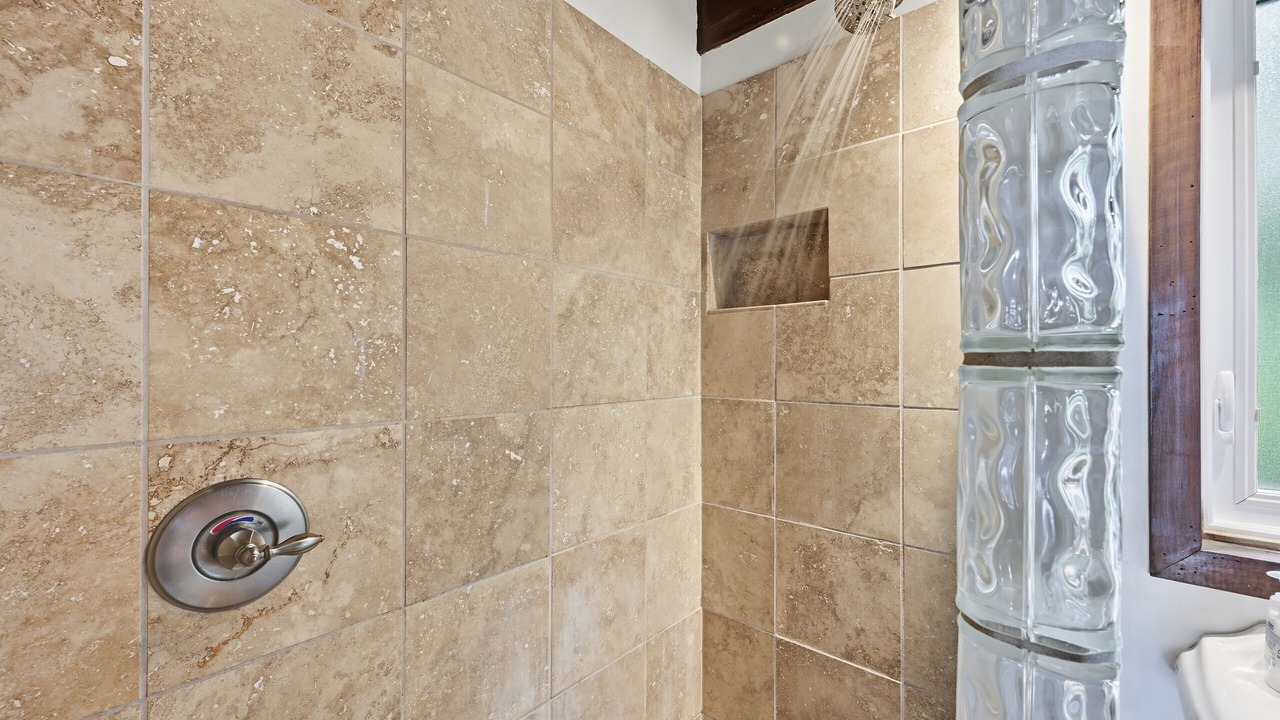 Photo of Bathroom in Kihei