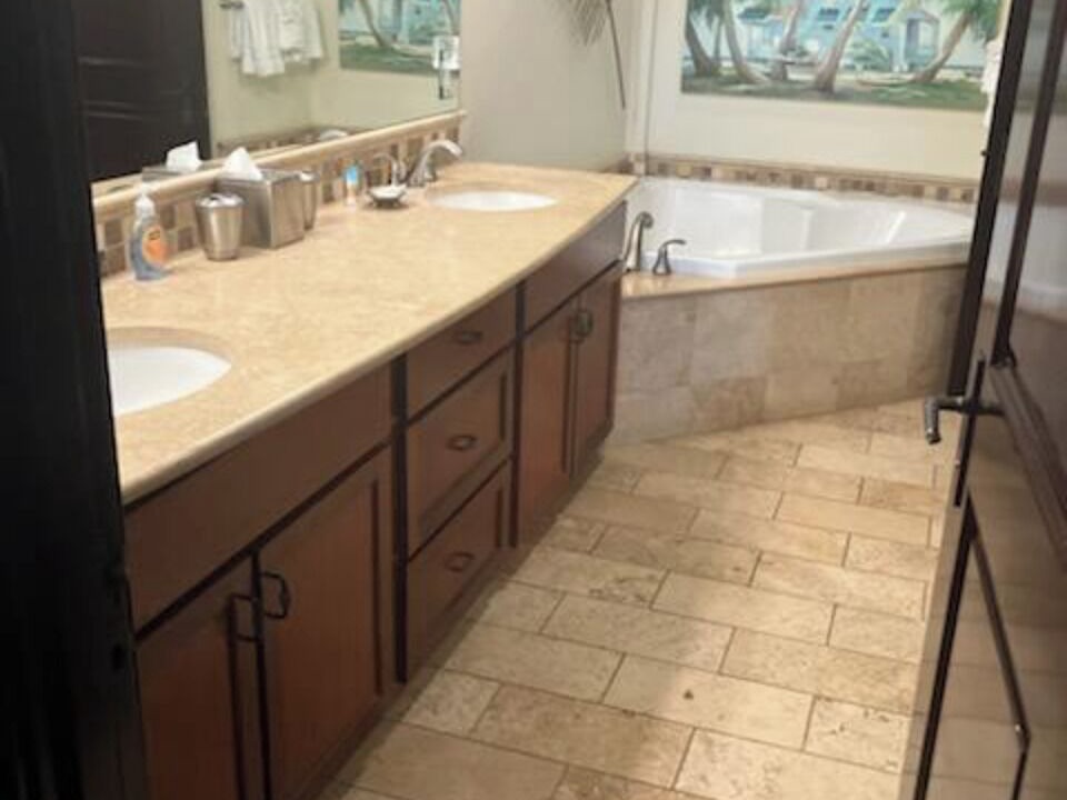 Photo of Bathroom in Wailua