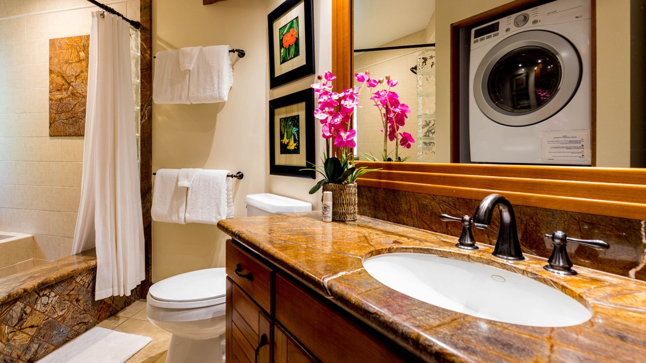 Photo of Bathroom in Princeville