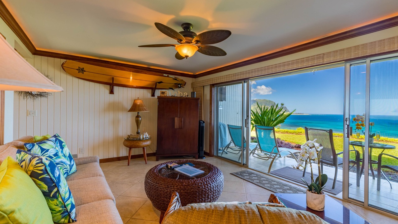 Photo of Livingroom in Princeville