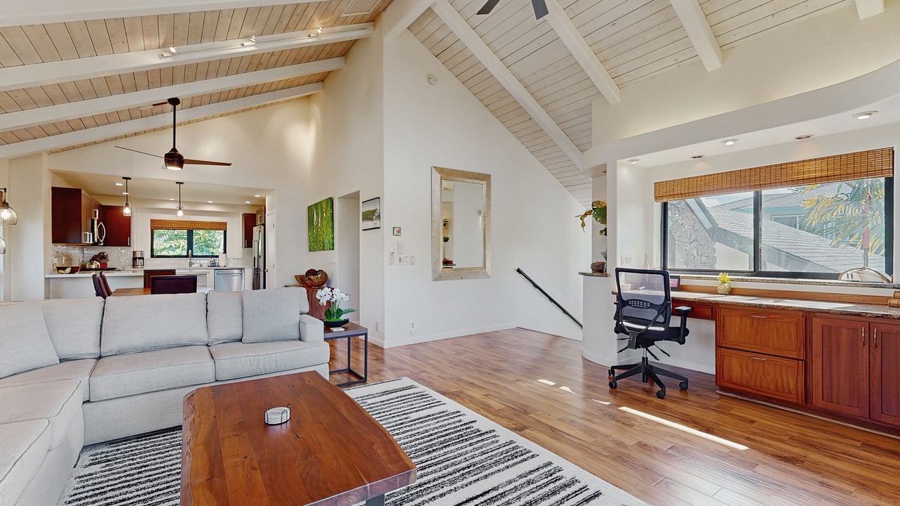 Photo of Livingroom in Princeville
