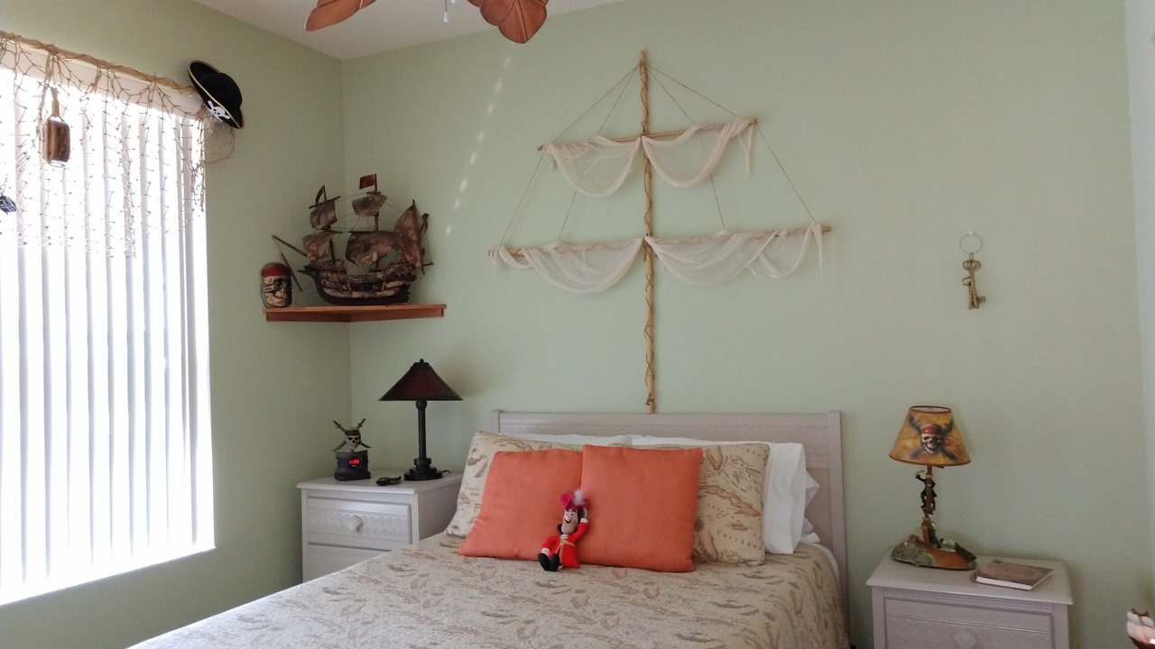 Photo of Bedroom in Sunset Lakes