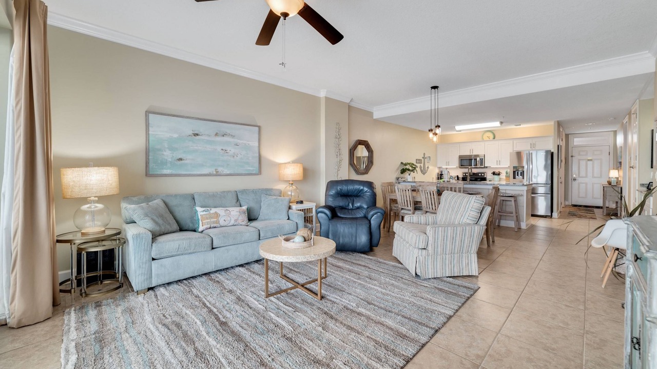 Photo of Livingroom in Orange Beach East