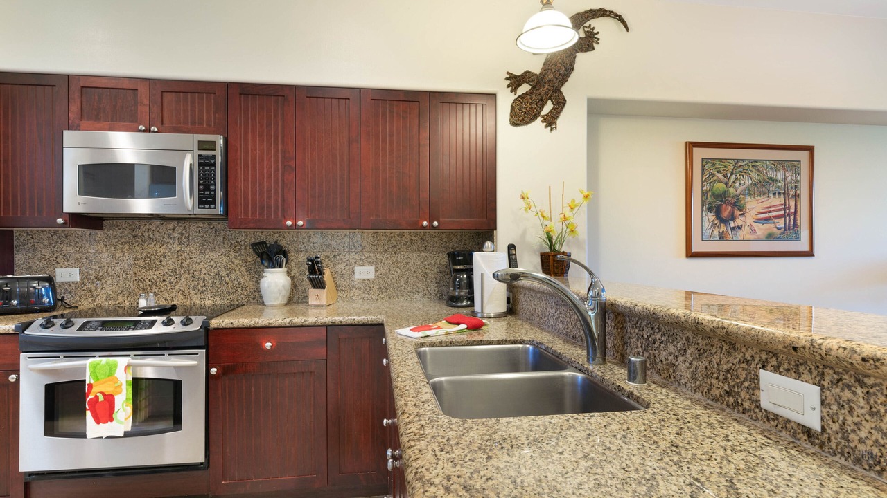Photo of Kitchen in Waikoloa