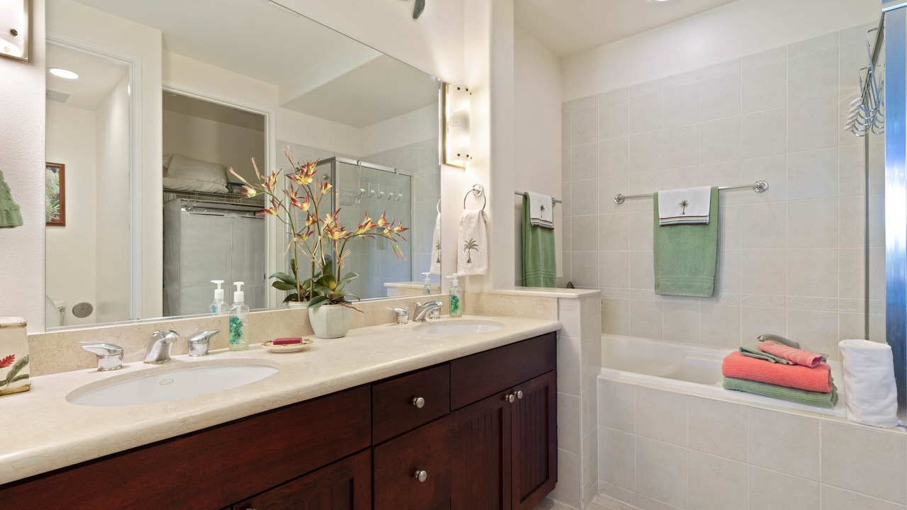 Photo of Bathroom in Waikoloa