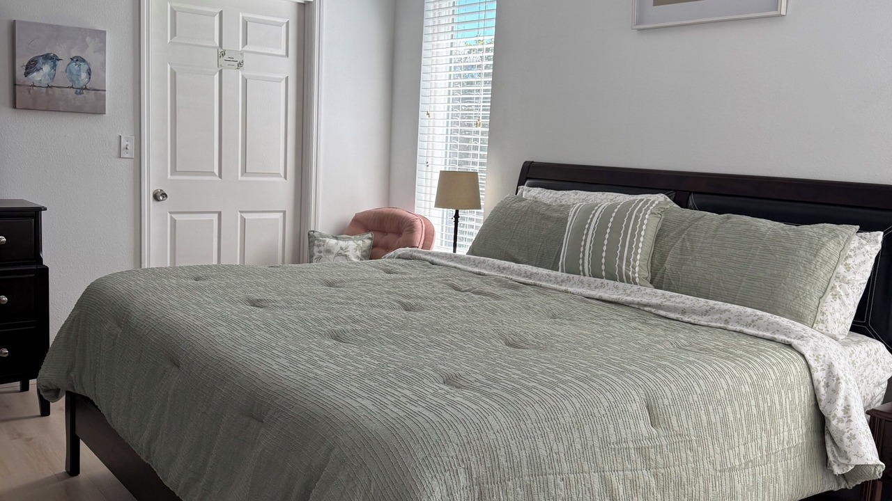 Photo of Bedroom in Bridgewater Crossing