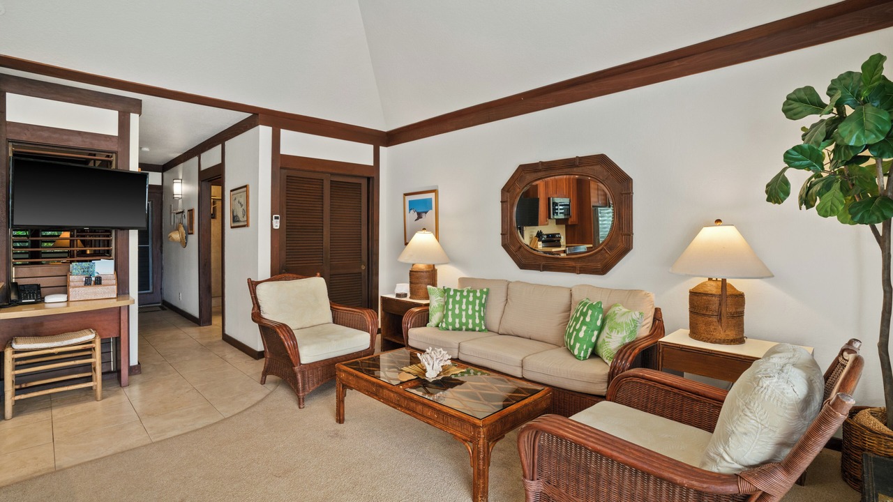 Photo of Livingroom in Poipu