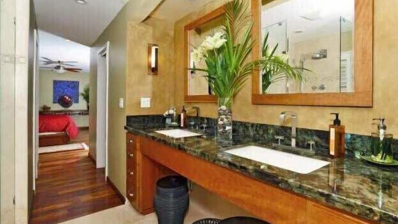 Photo of Bathroom in Kalama Tract