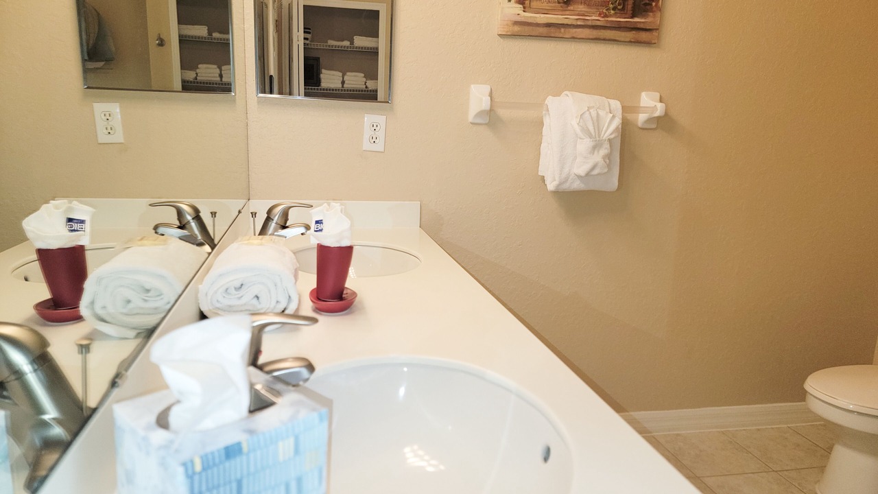 Photo of Bathroom in Bahama Bay