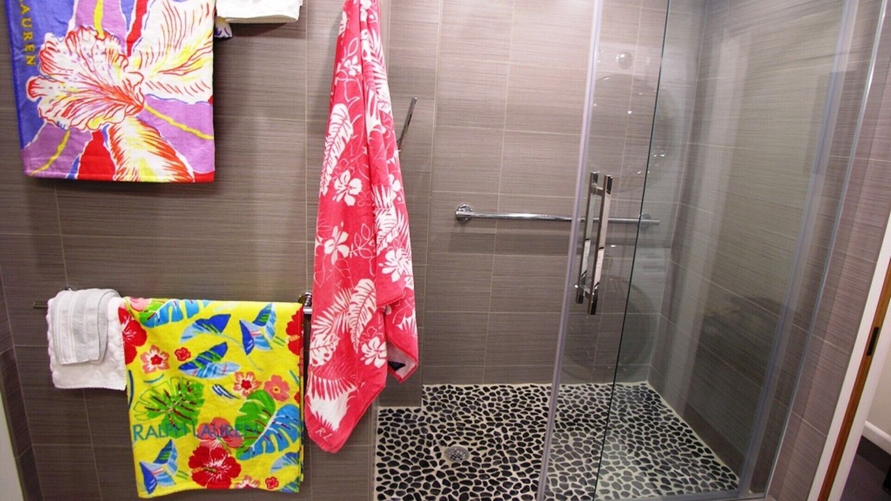 Photo of Bathroom in Waikiki