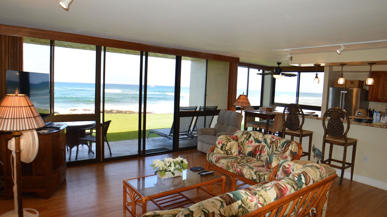 Photo of Livingroom in Poipu