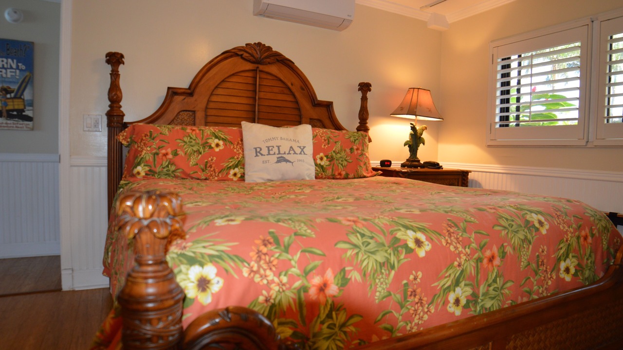 Photo of Bedroom in Poipu
