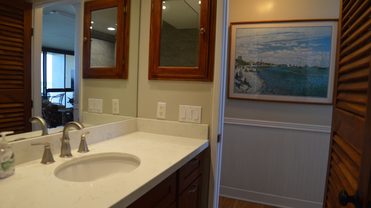 Photo of Bathroom in Poipu