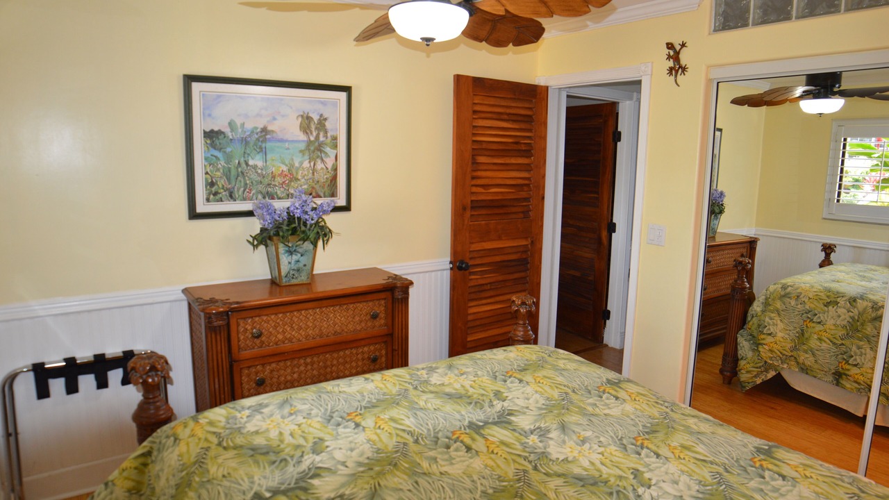 Photo of Bedroom in Poipu
