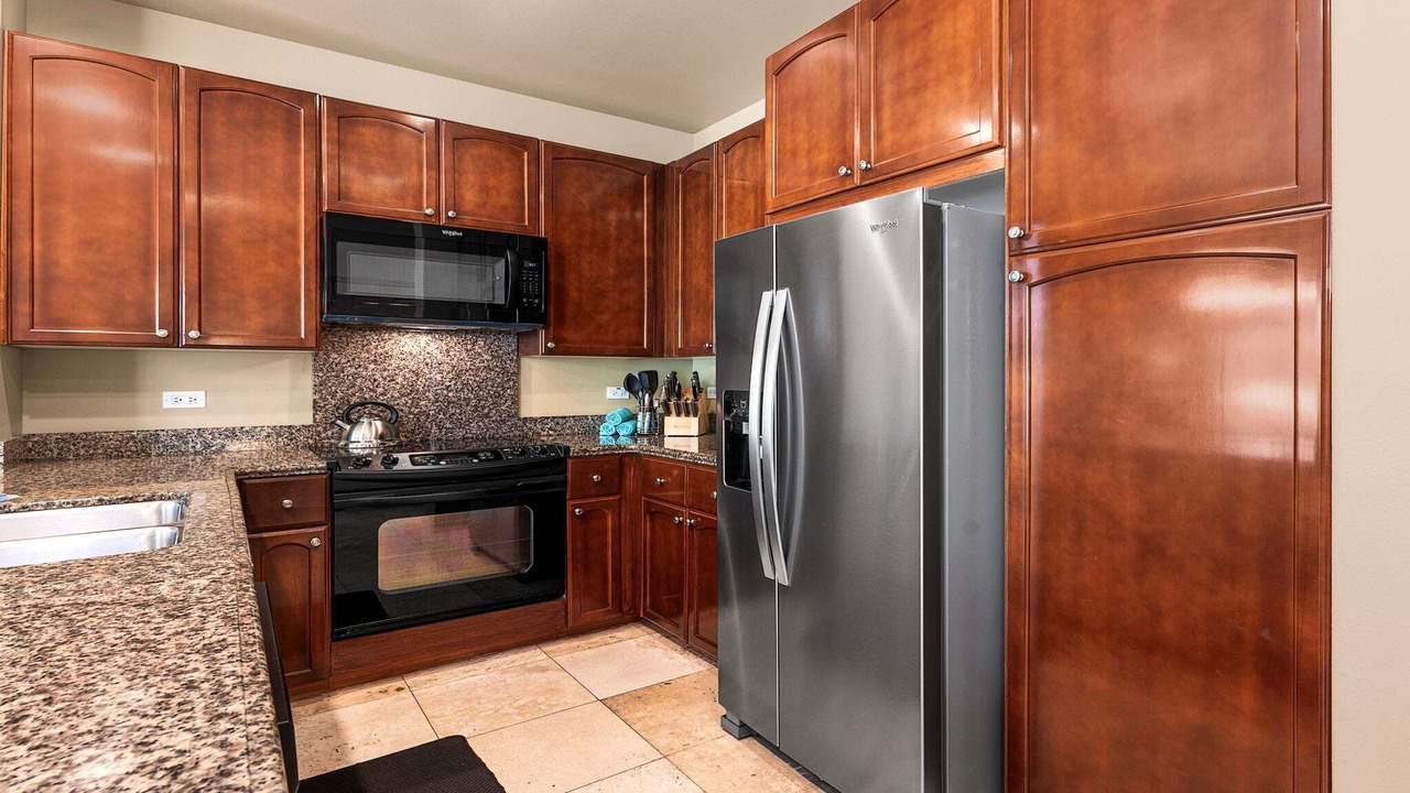 Photo of Kitchen in Waikoloa
