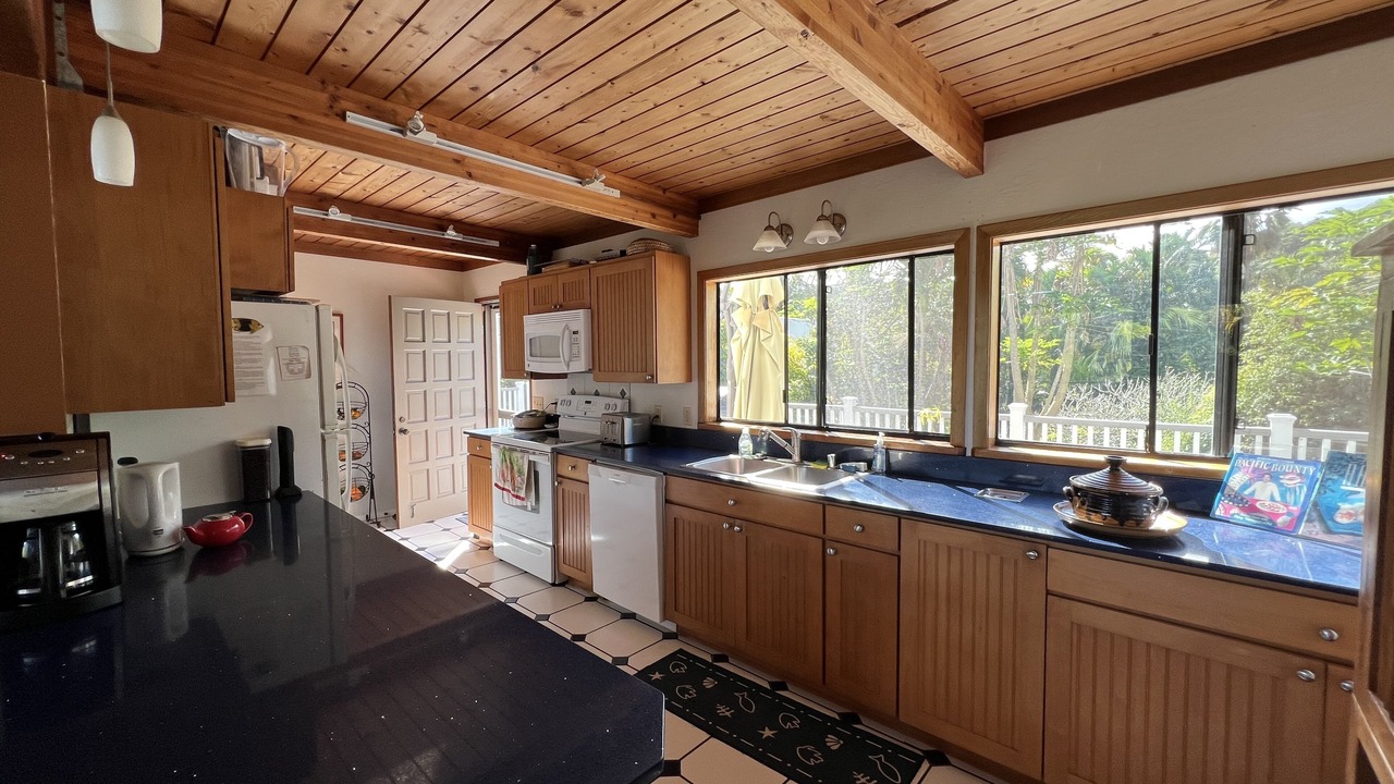 Photo of Kitchen in Kilauea