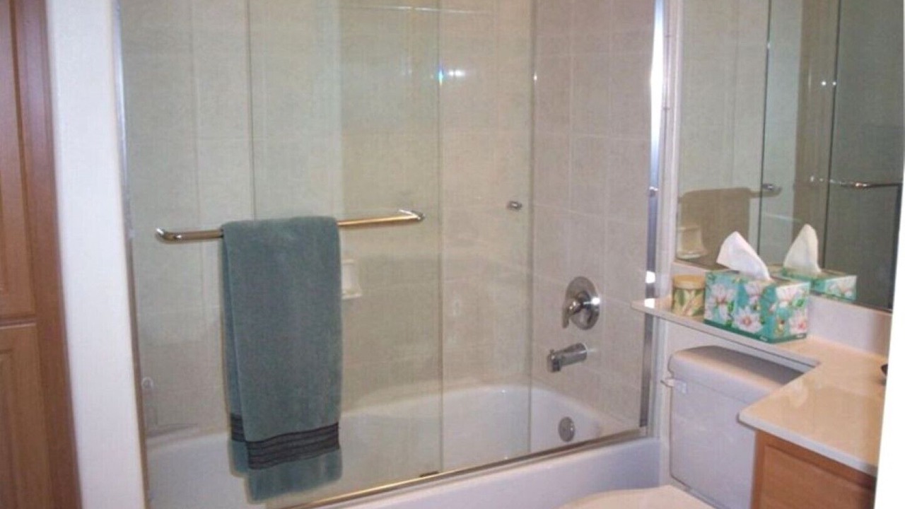 Photo of Bathroom in Historic Kailua Village