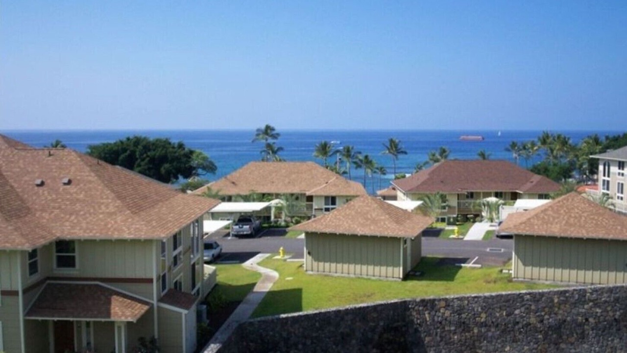 Photo of Others in Historic Kailua Village