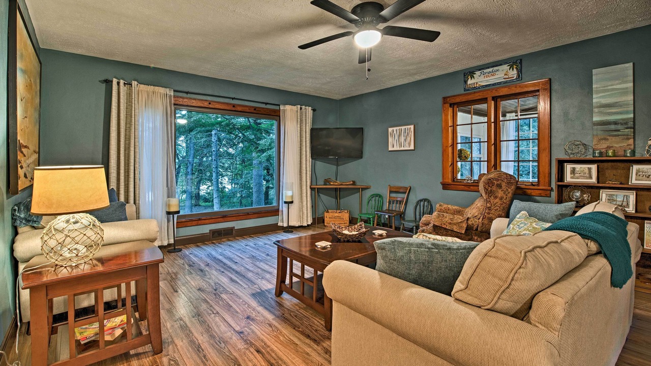 Photo of Livingroom in Wapwallopen