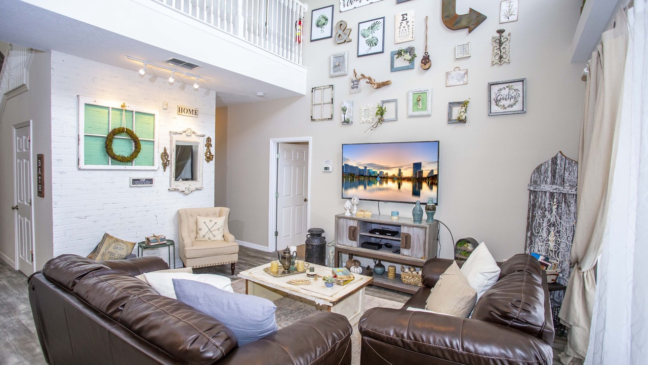 Photo of Livingroom in Sunset Lakes