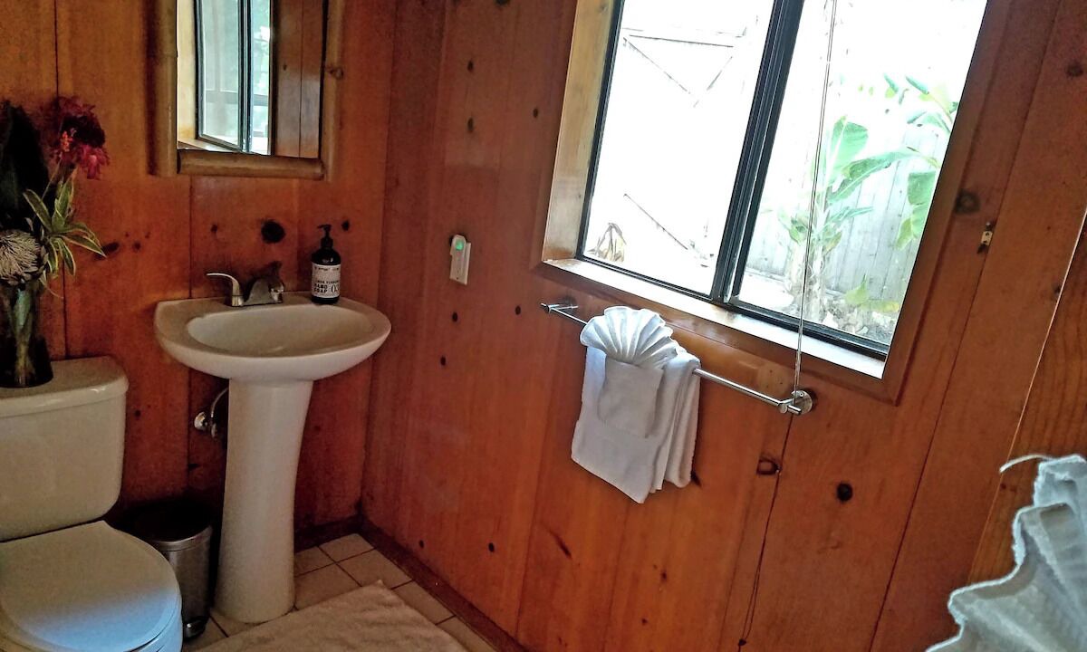 Photo of Bathroom in Pauwela