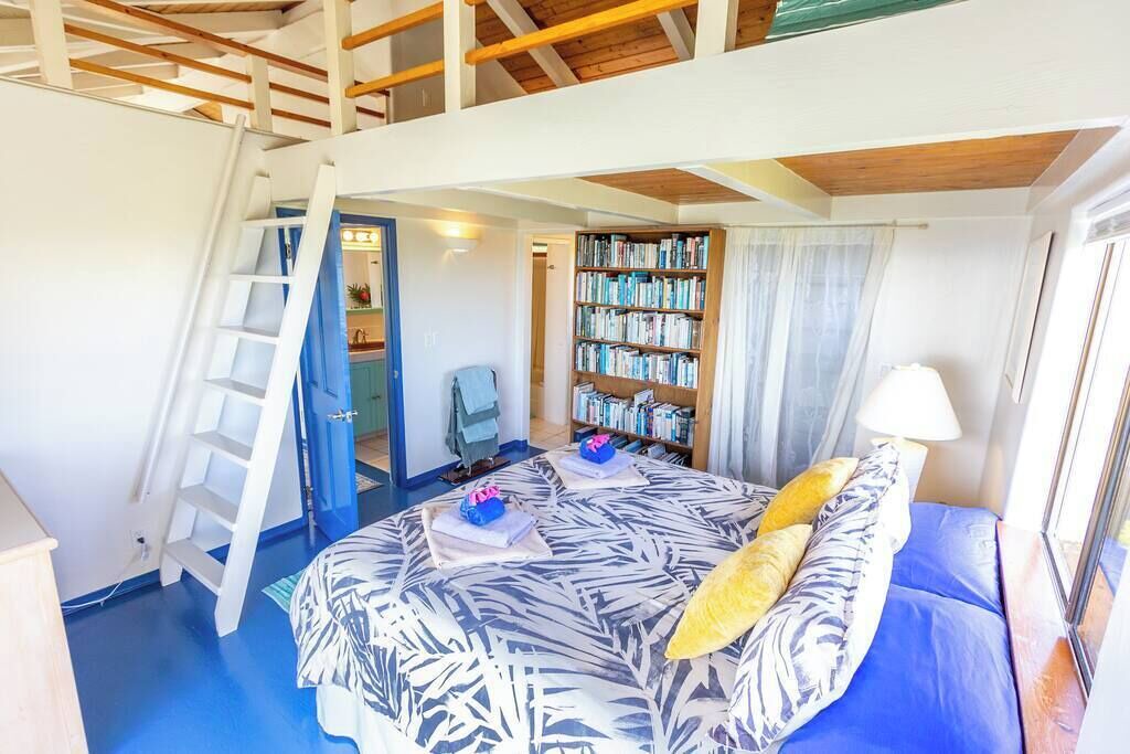 Photo of Bedroom in Haiku