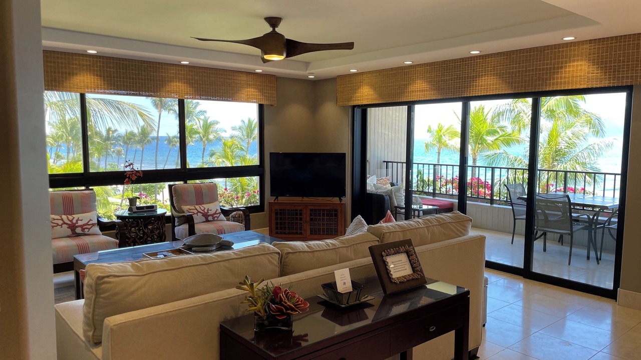 Photo of Livingroom in Lahaina