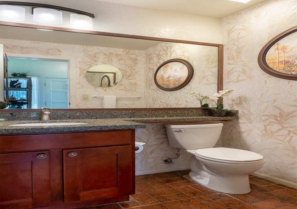 Photo of Bathroom in Lihue