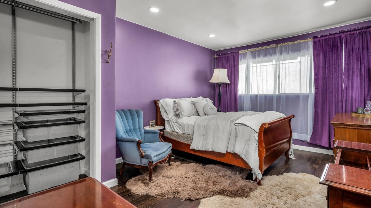Photo of Bedroom in Fox Hills