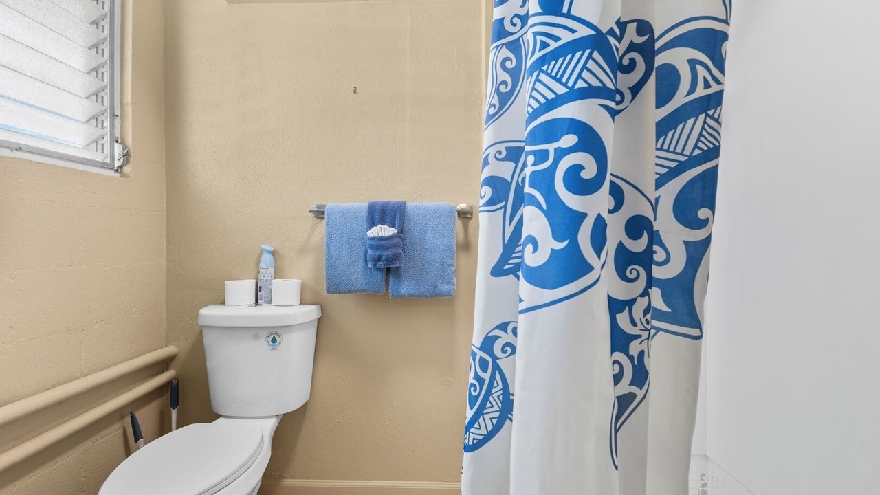 Photo of Bathroom in Keaukaha