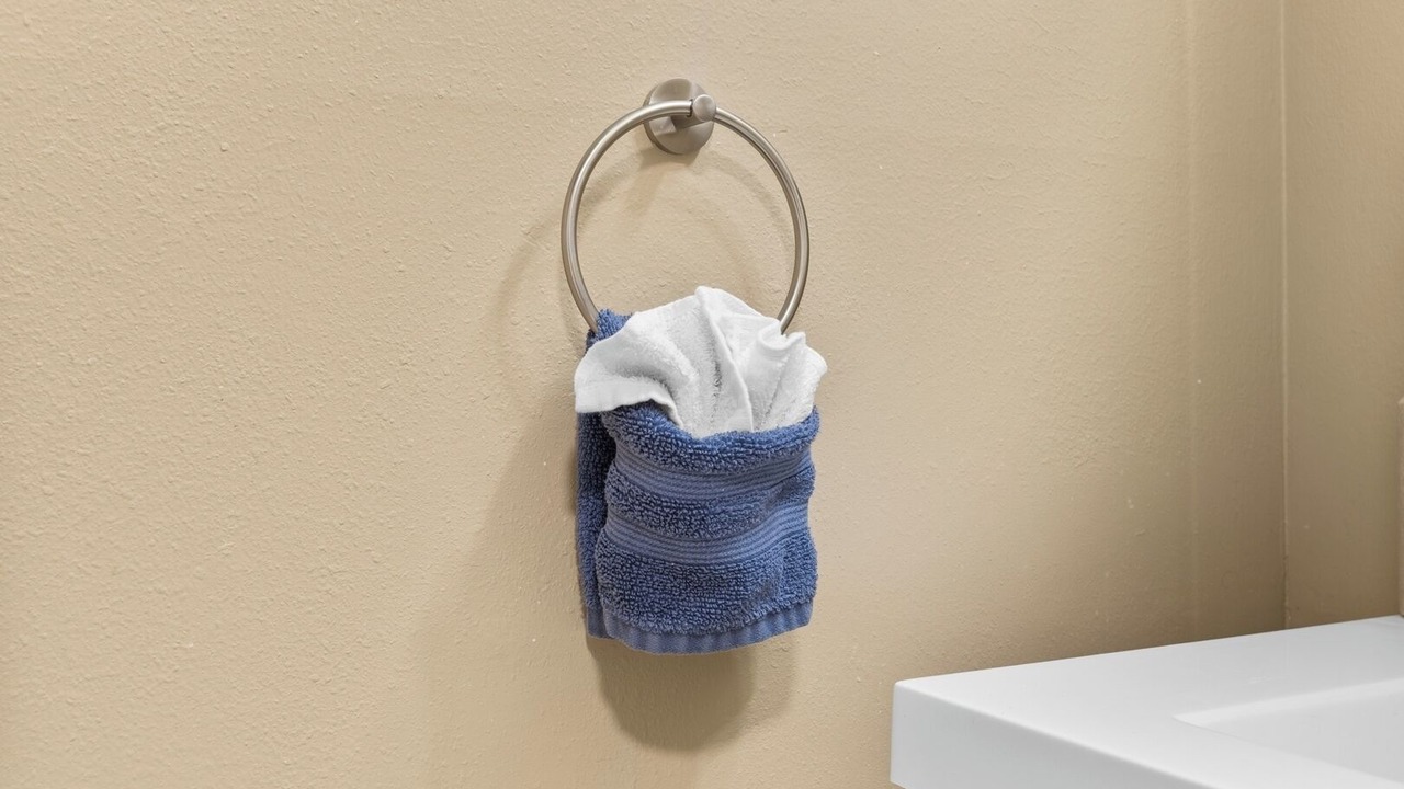 Photo of Bathroom in Keaukaha