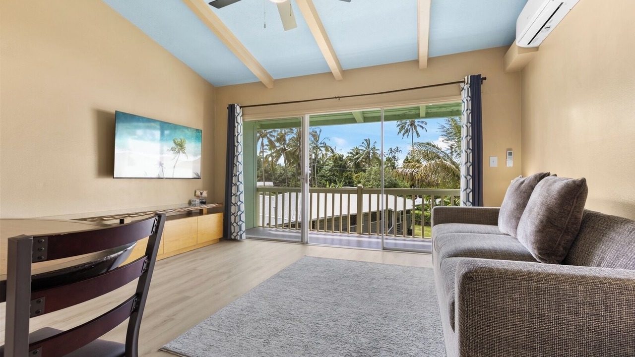 Photo of Livingroom in Keaukaha