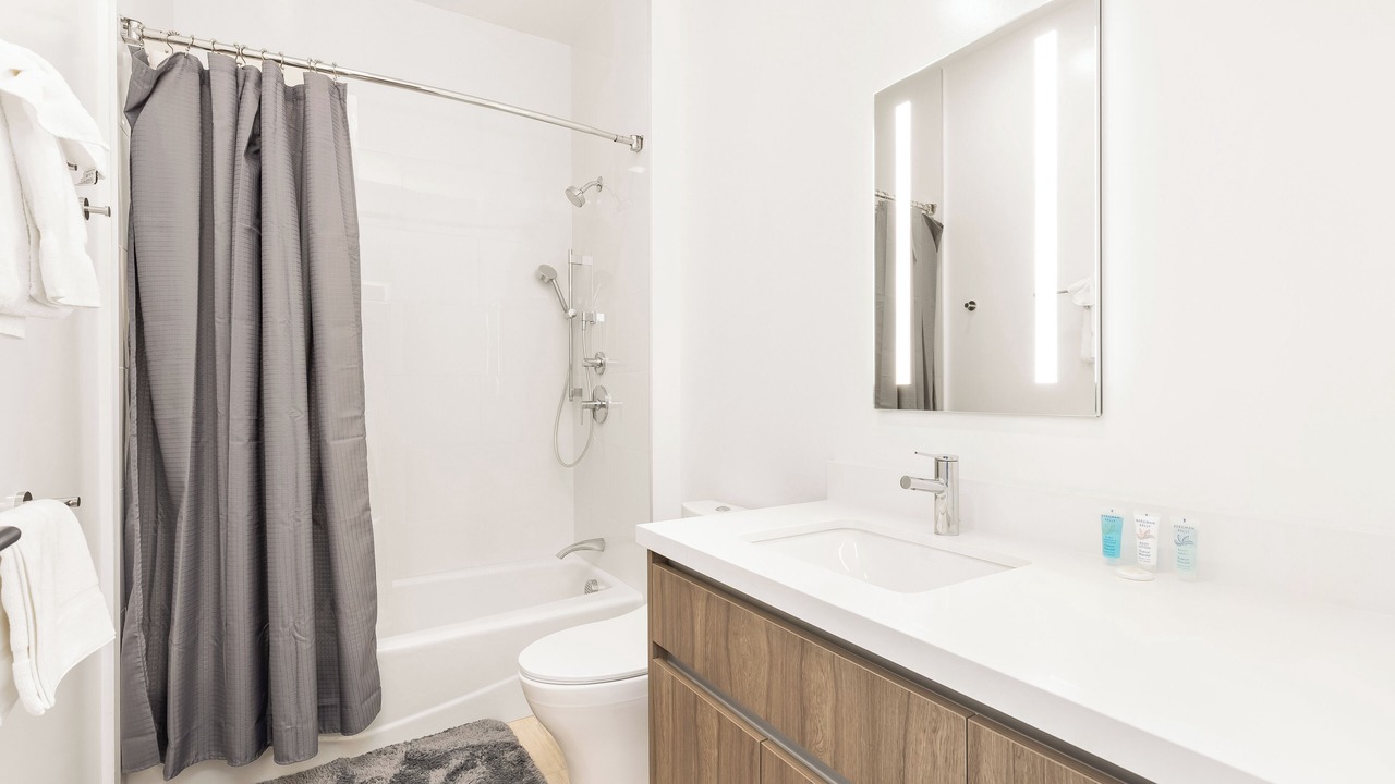 Photo of Bathroom in Ala Moana