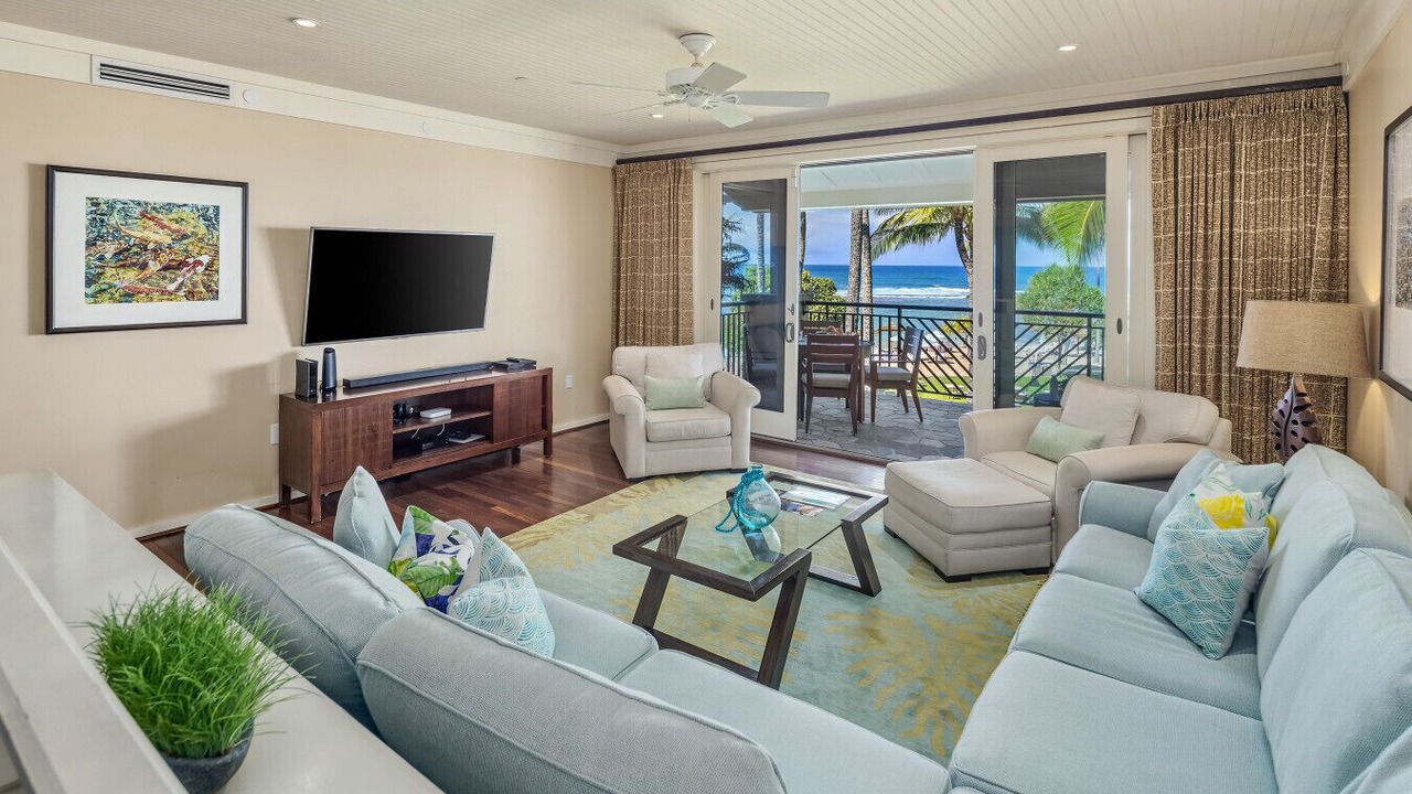 Photo of Livingroom in Kahuku