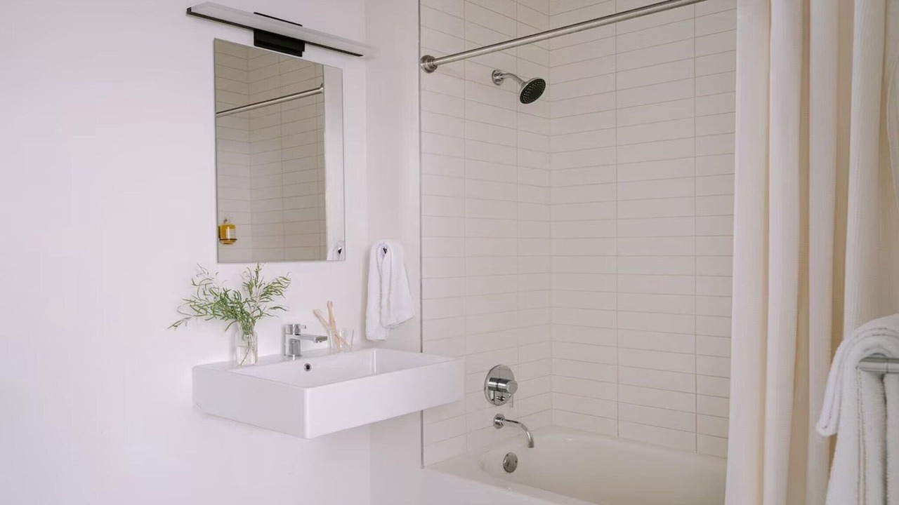 Photo of Bathroom in Hunters Point